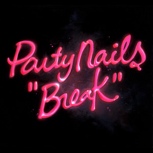 party-nails-break